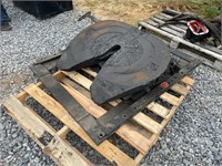 Used Semi Truck Fifth Wheel Hitch