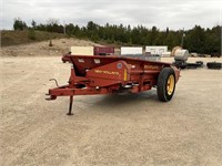 New Holland 145 Manure Spreader