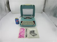 Ancienne machine à écrire, Smith-Corona