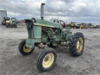 John Deere 1010 Tractor