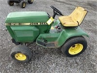 John Deere 212 Lawn Tractor