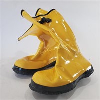 Size 12 Men's Yellow Waterproof Boots