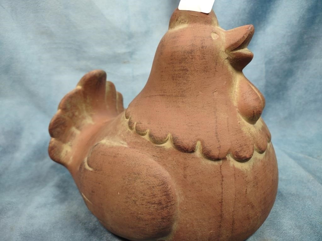 8" Ceramic Hen