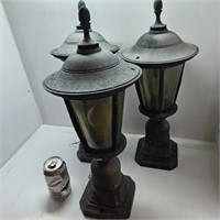 3 Lampes a Pilier Rétro Extérieur ( pesante)