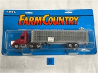 ERTL Farm Country Livestock 18 Wheeler NEW