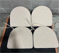 FM113 Chair Cushions with Ties 17"x16"