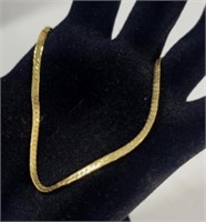 7.75" l ,18k Gold Herringbone Bracelet  3 Grams