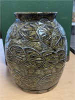 10" RONALD BRYANT SIGNED POTTERY JAR / SHIPS