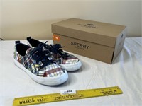 Ladies SZ 8 1/2 Sperry Shoes with the Box!