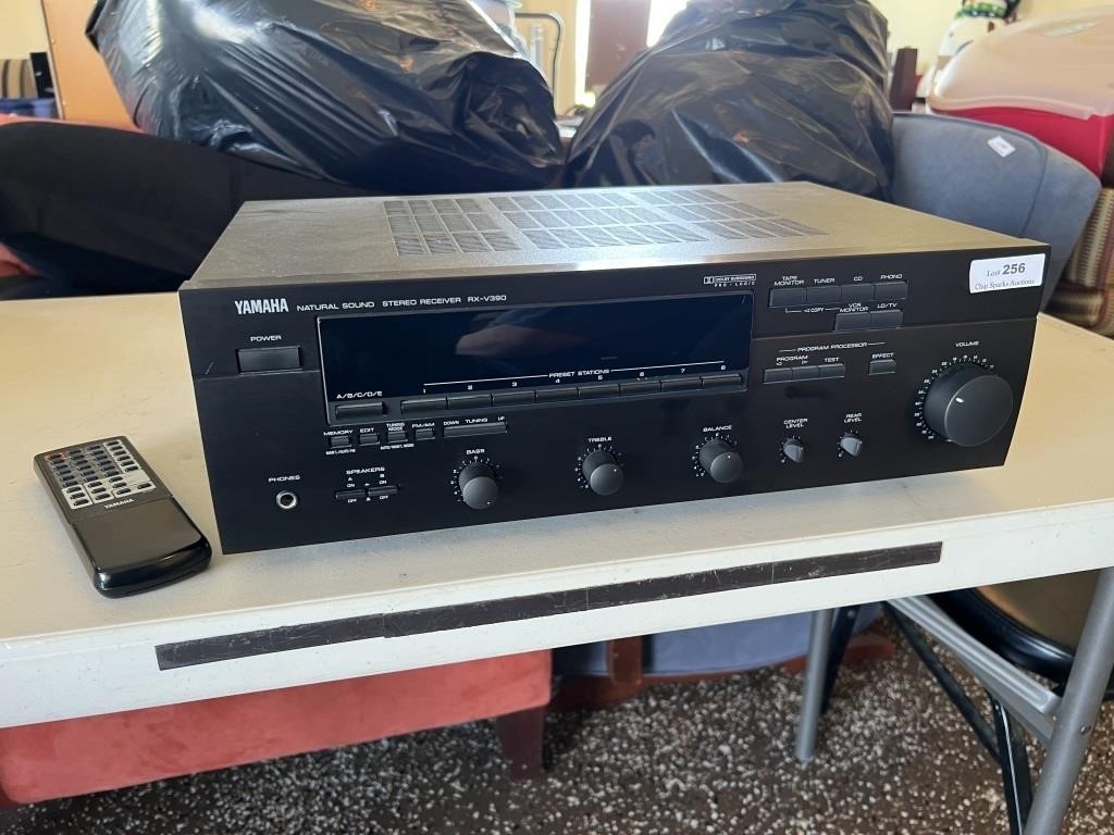 Yamaha RX-V390 Stereo Receiver with Remote - S