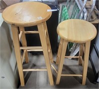 2 WOOD BAR STOOLS