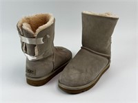 UGG Leather Sheepskin Boots Size 39