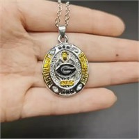 Georgia Bulldogs Pendant and Chain NEW