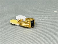 Onyx & gold plated mens ring - size 8
