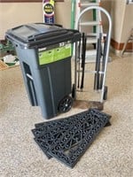 Milwaukee Hand Cart, Rubber Step Treads, Trash Can