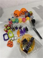 ASSORTED LOT OF KIDS HALLOWEEN TOYS