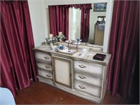 Long Dresser w/ Mirror (A lot of Bubbling on top)