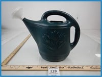 2 GALLON GREEN WATERING CAN