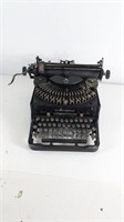 Vintage Remington TypeWriter