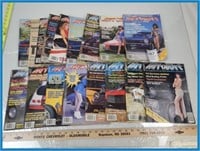 17- VINTAGE AUTOBUFF AND OTHER MAGAZINES