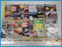 14- VINTAGE MAGAZINES- AUTOBUFF AND OLD CARS