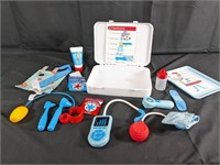 Melissa & Doug Get Well First Aid Kit Play Set