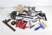 (1)Carpenter's Toolkit Essentials