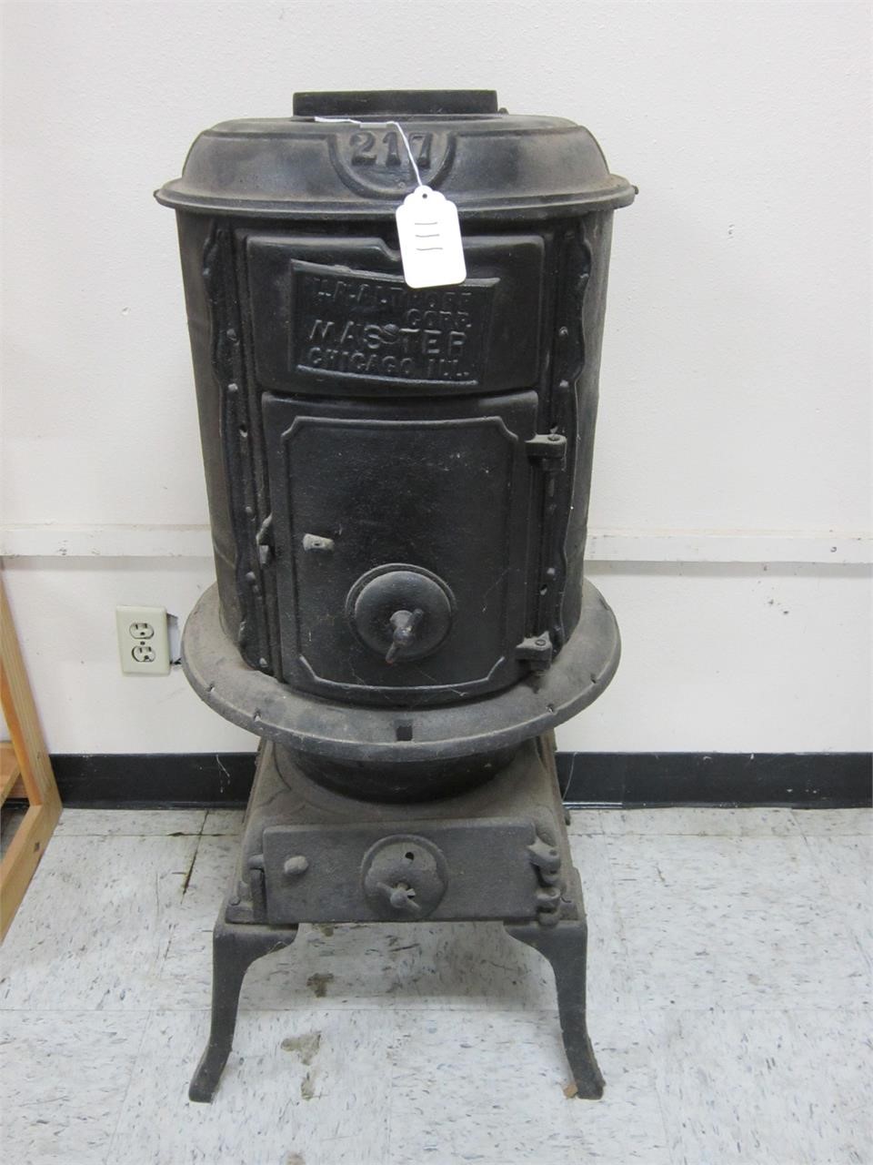 MASTER POT BELLY STOVE
