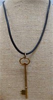 18" Drool necklace with key pendant