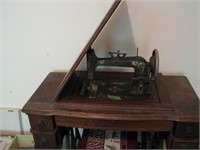 Antique Singer sewing machine in case