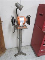 CENTRAL MACHINERY 6" BENCH GRINDER WITH STAND