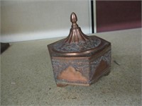 Vintage  Copper metal  Box with Lid