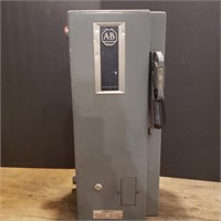 ALLEN BRADLEY STARTER SWITCH