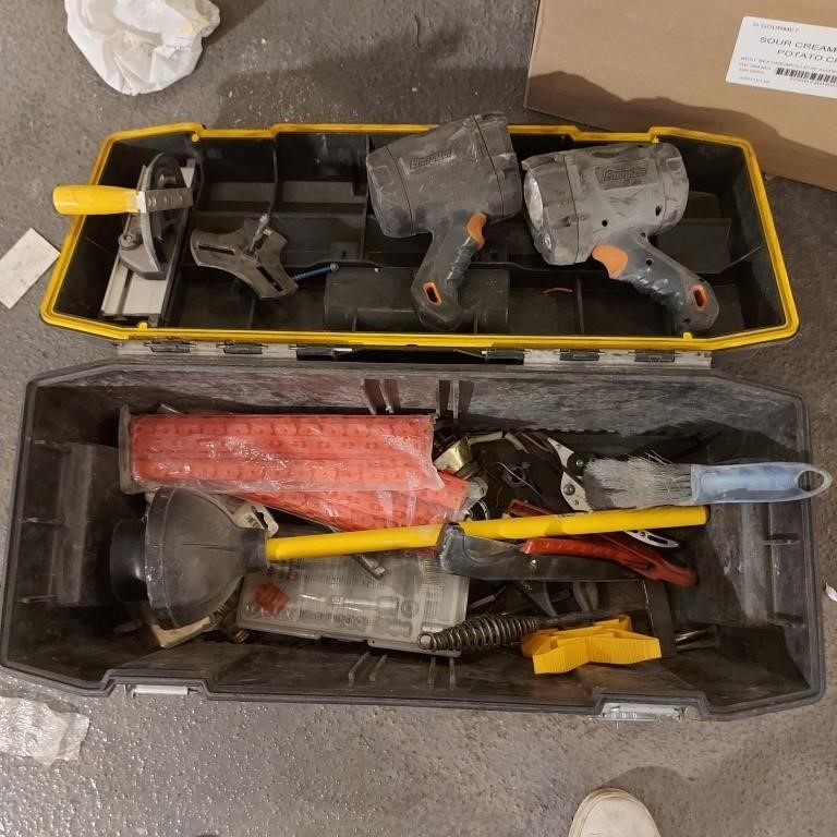 STANLEY TOOLBOX W/ MISC TOOLS