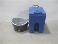 Igloo Ice Bucket & Cambro Ice Caddy See Info
