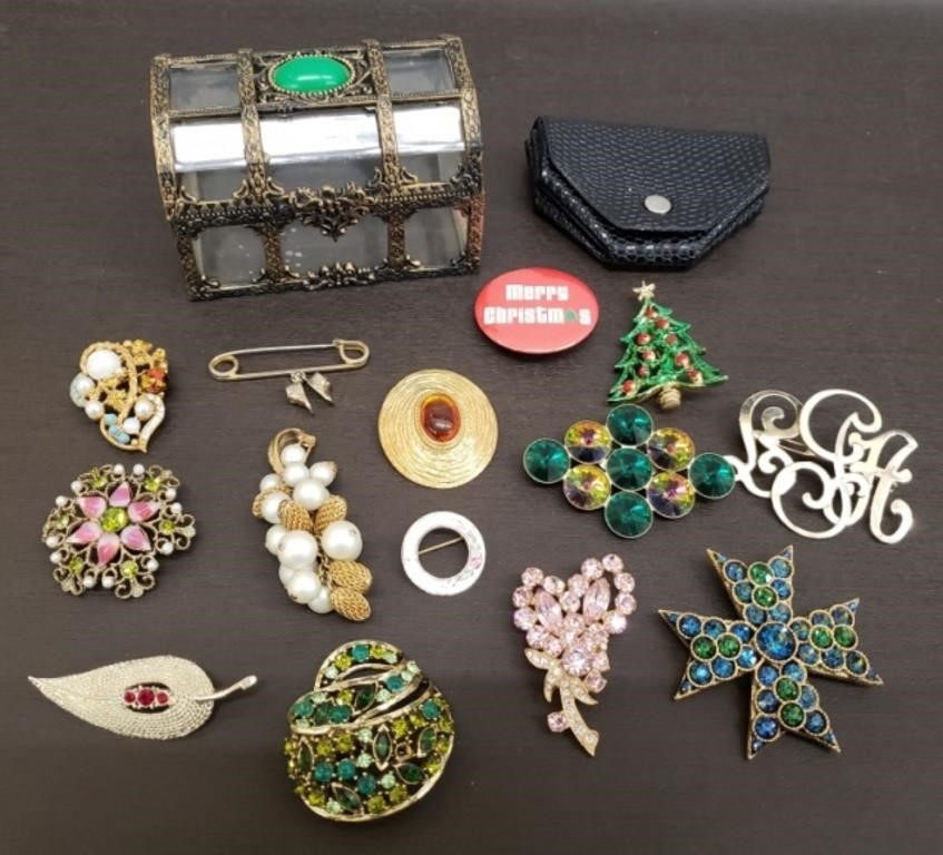 Nice Lot of Vintage Pins w/ Trinket Box & Coin
