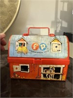 VINTAGE FISHER PRICE LUNCH BOX TOY