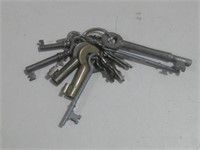 Vtg Skeleton Keys