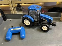 new holland T6070 tractor and remote,
