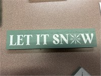 Let it Snow Wooden Sign
