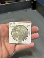 1922 uncirculated liberty silver dollar