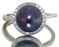 Elegant 10 mm Black Peacock Pearl Halo Ring