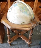 Heirloom Globe With Floor Stand 20" Diameter