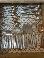 Tudor Plate Community Cutlery
