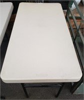 Lifetime 4' Folding Table