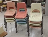 Brunswick stackable fiberglass chairs. 15ct.