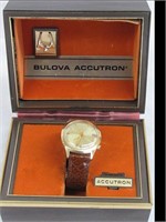 BULOVA ACCUTRON MOD. 218, SOLID 14K GOLD CASE W/