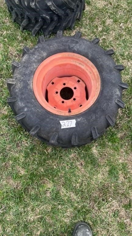 Tractor tire