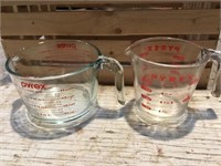 Pyrex measuring cups