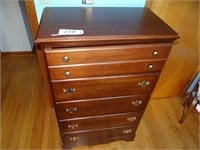 "Carolina" Furniture 5 drawer chest